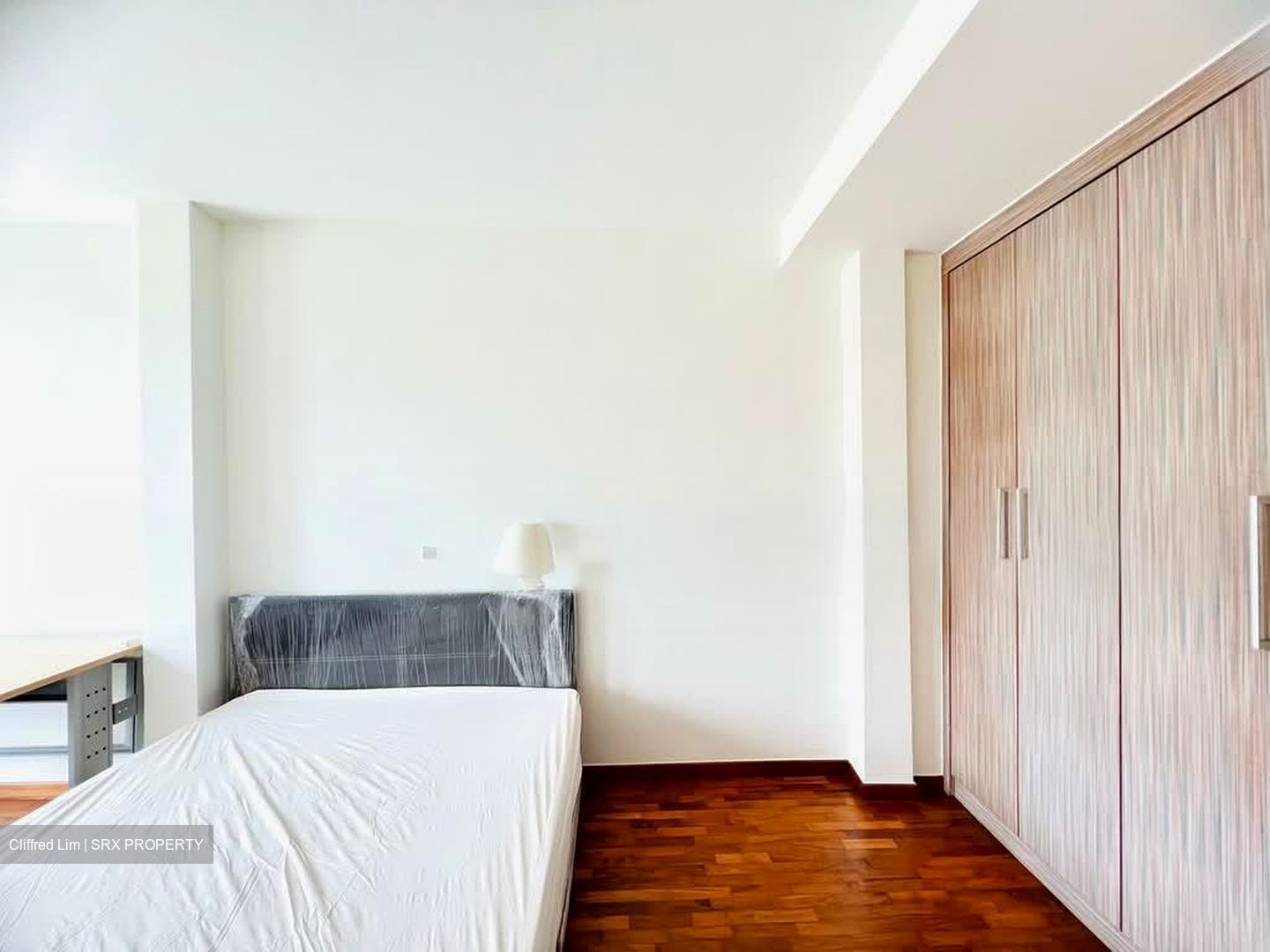 Sennett Estate (D13), Terrace #530657181